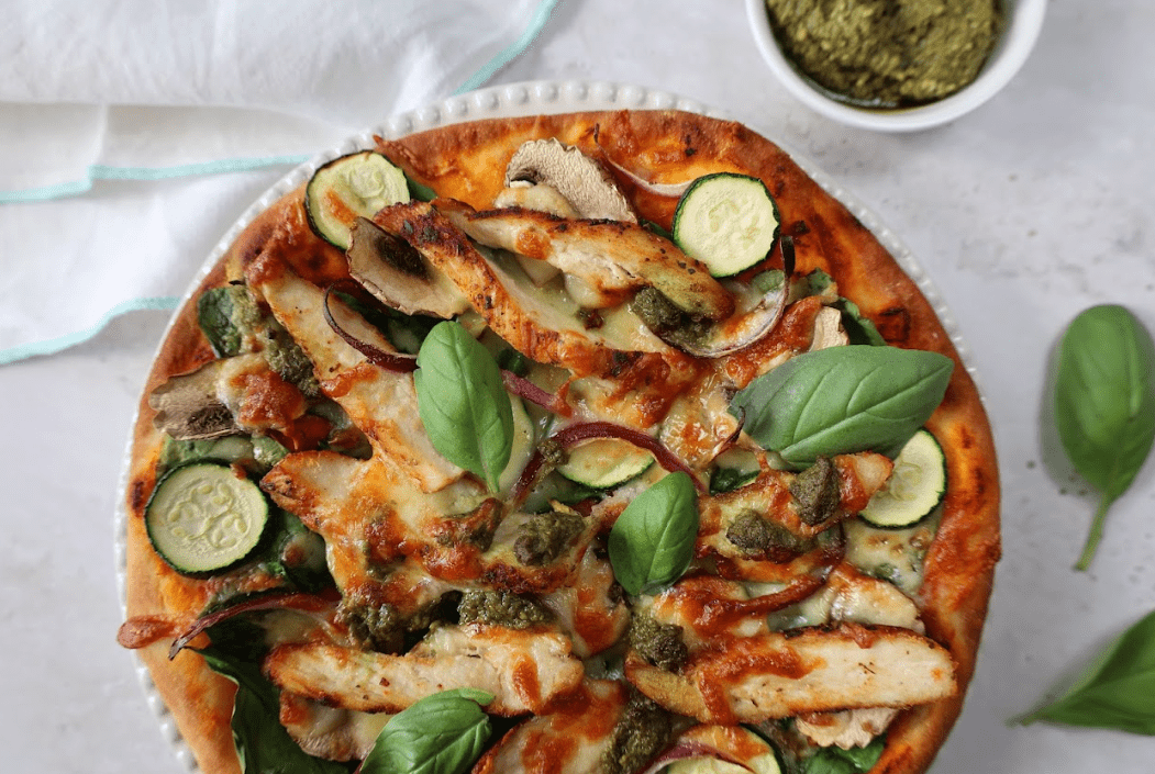 Chicken Pesto Pizza - TRANSFORM by Fitaz