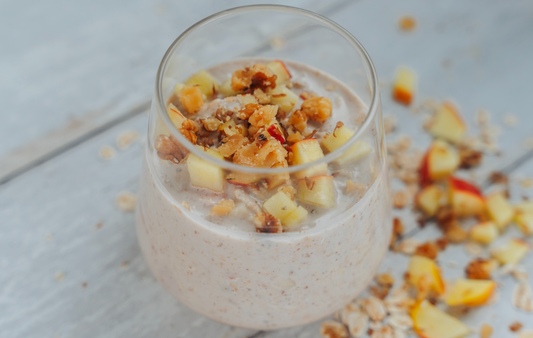 Apple Crumble Overnight Oats: A Decadent, Protein Packed Breakfast